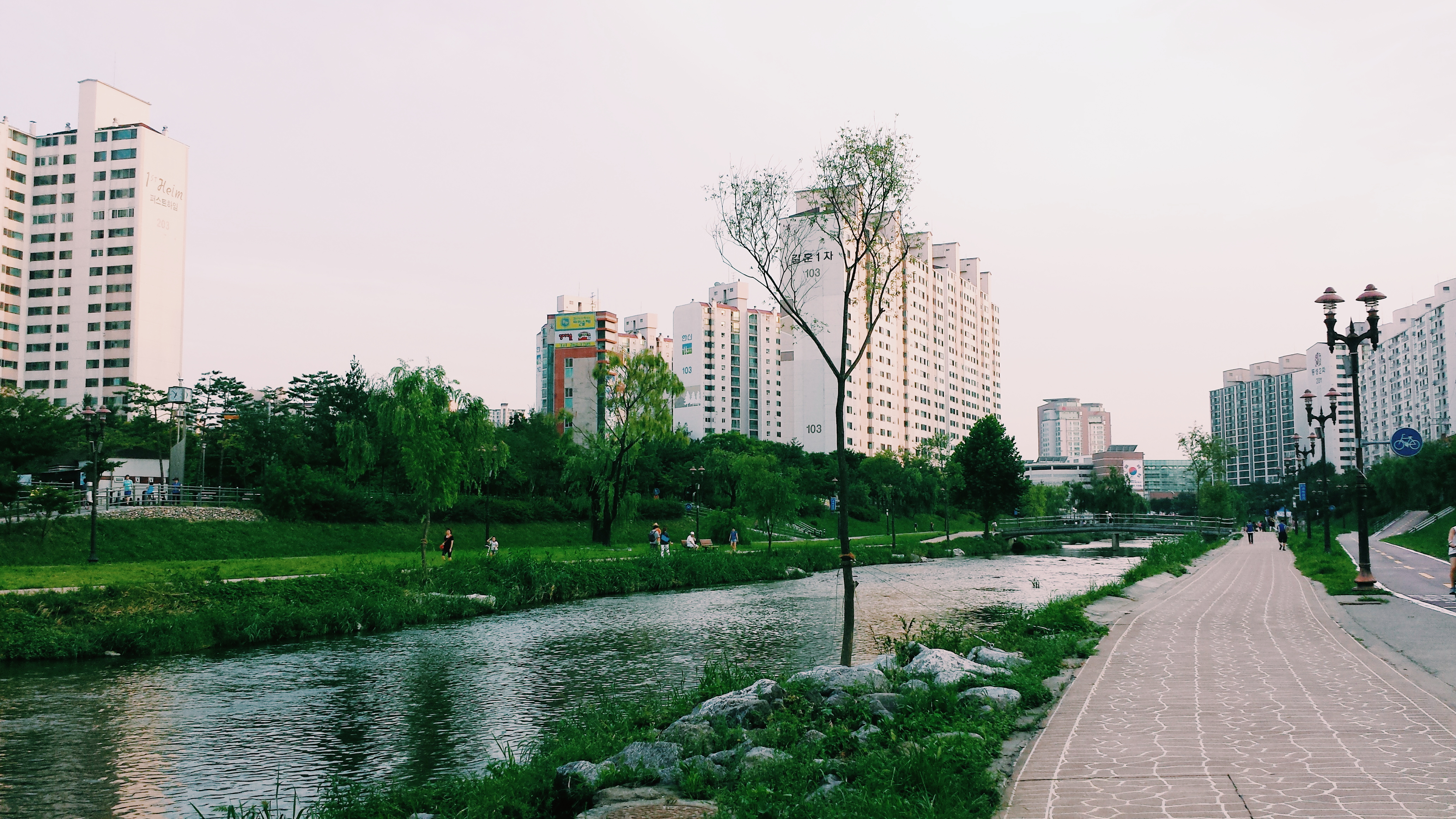 Processed with VSCOcam with c1 preset